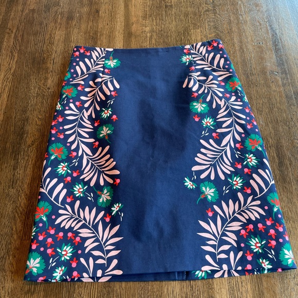 Boden Dresses & Skirts - Boden Pencil Skirt - size 10